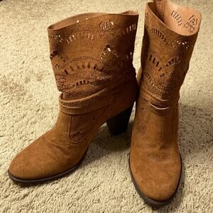 Luz Da Lua Women Caramel Cut-outs Suede Leather Boots Size 9